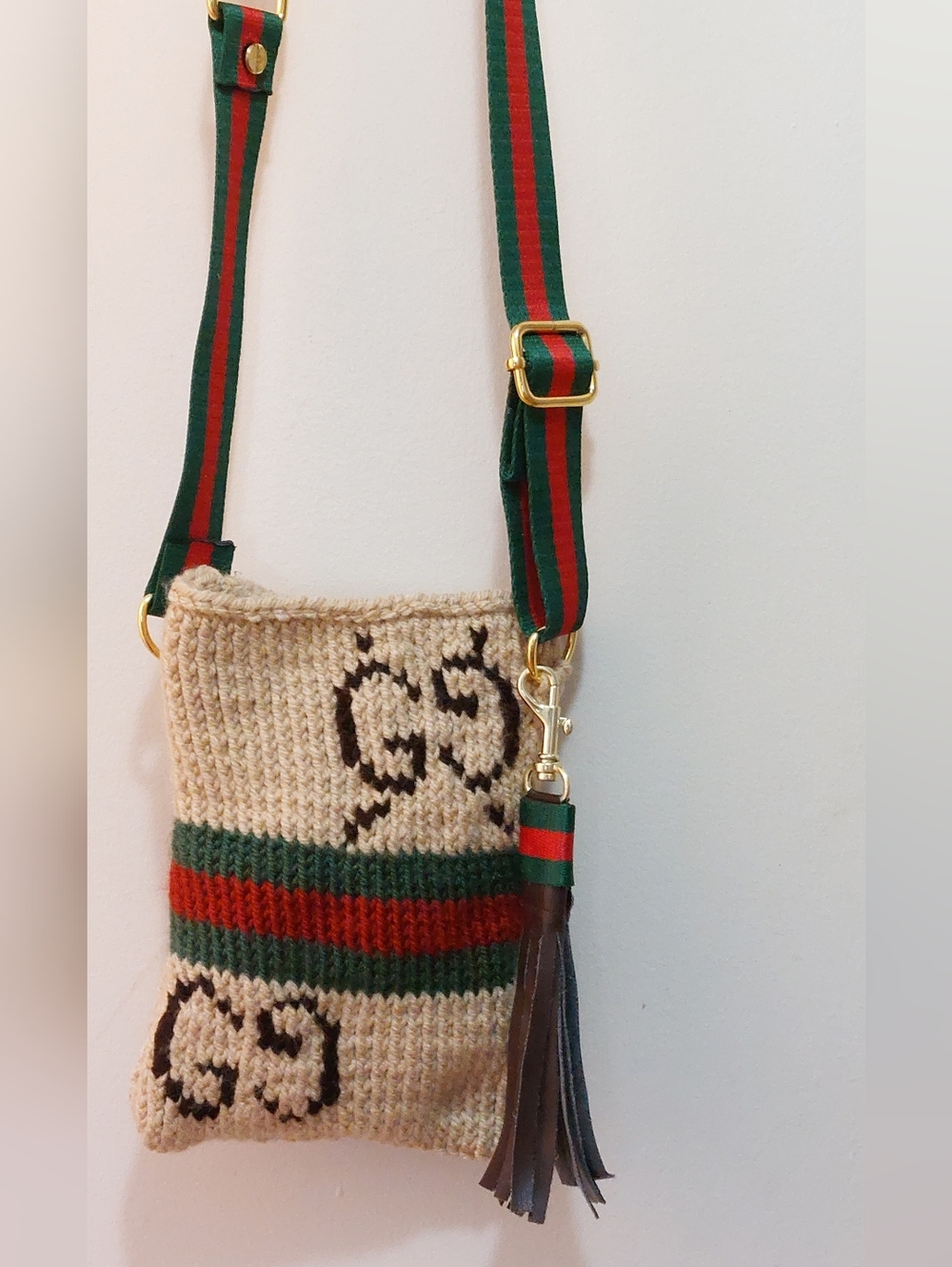 Gucci Brown Leather Tassel Bag Charm With Iconic Green/Red Stripes - Picture 2 of 8